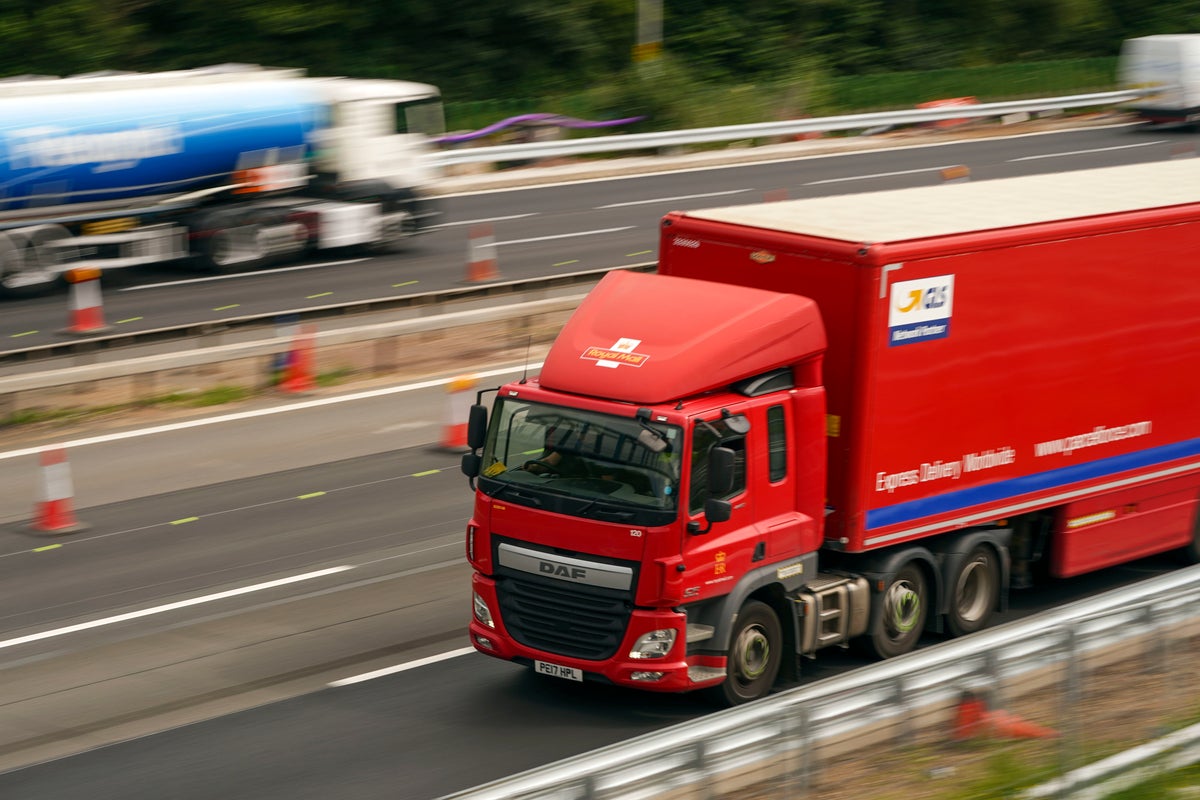 Extra-long lorries could be rolled out on Britain’s roads to ease